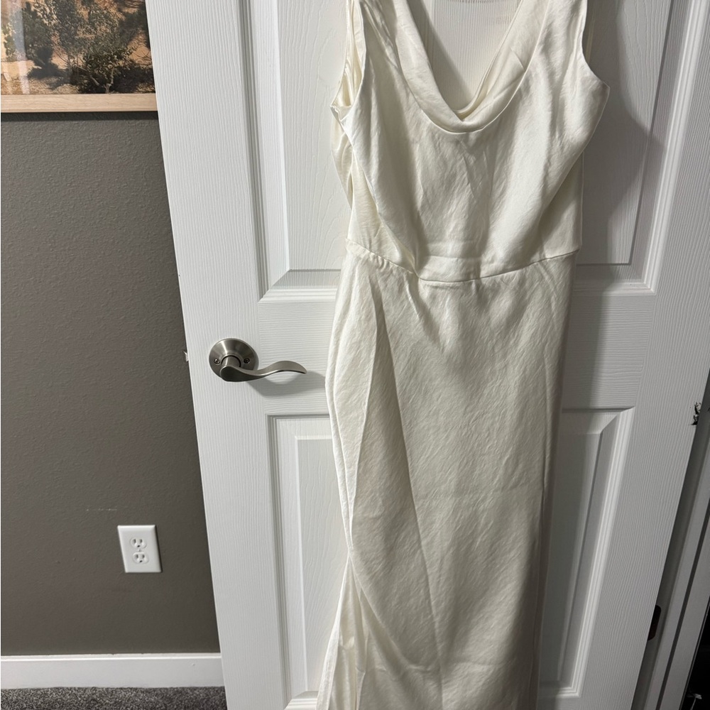 Abercrombie & Fitch Cream Dress - perfect for brides! - Picture 2 of 2